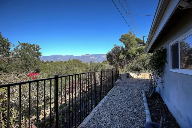 $2,300,000 | 1520 Portesuello Avenue, Santa Barbara, CA 93105