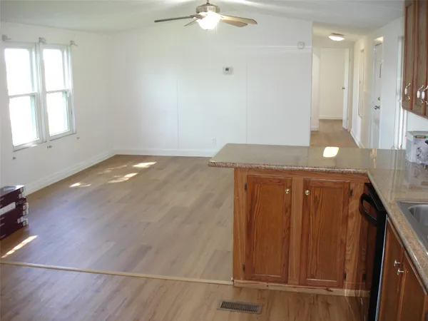 $1,600 | 4201 Wells Drive, Unit 1, Pearland, TX 77584