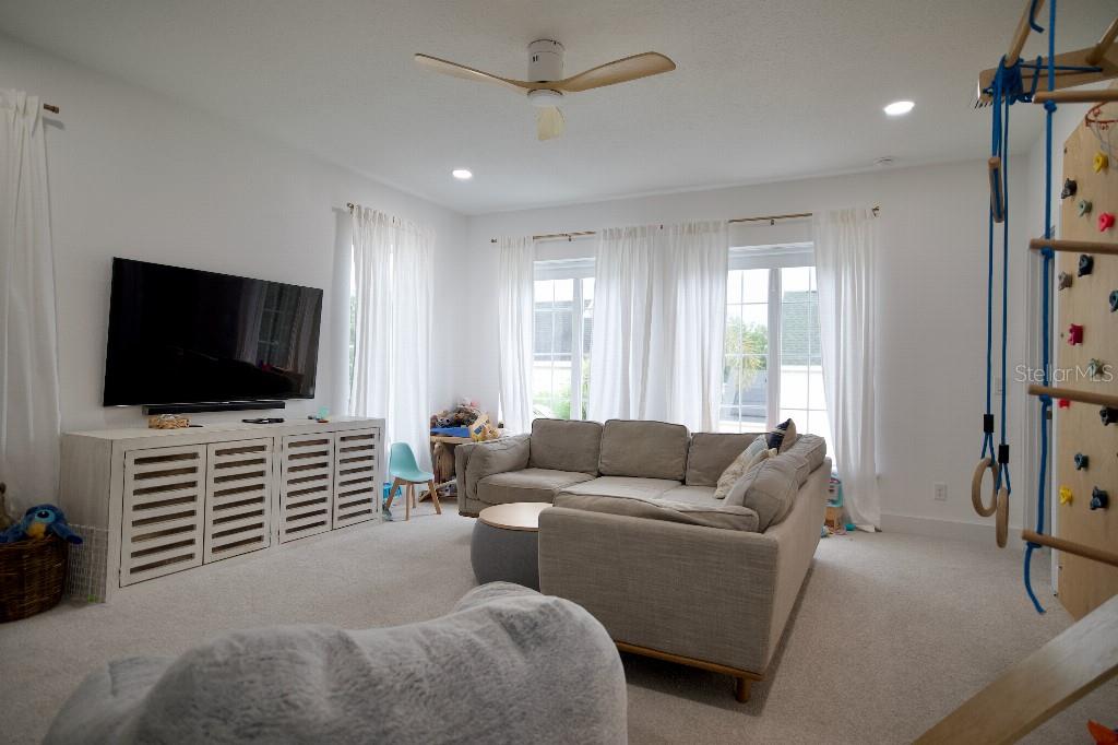 311 Reeves Street Kissimmee, FL 34747 - Photo 12 of 39