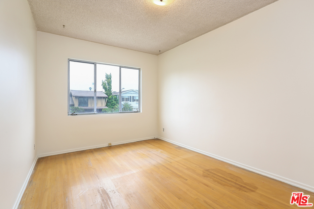 7728 West 85th Street Playa del Rey, CA 90293 - Photo 17 of 25 Gallery Image 17