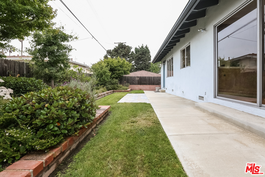 7728 West 85th Street Playa del Rey, CA 90293 - Photo 22 of 25 Gallery Image 22