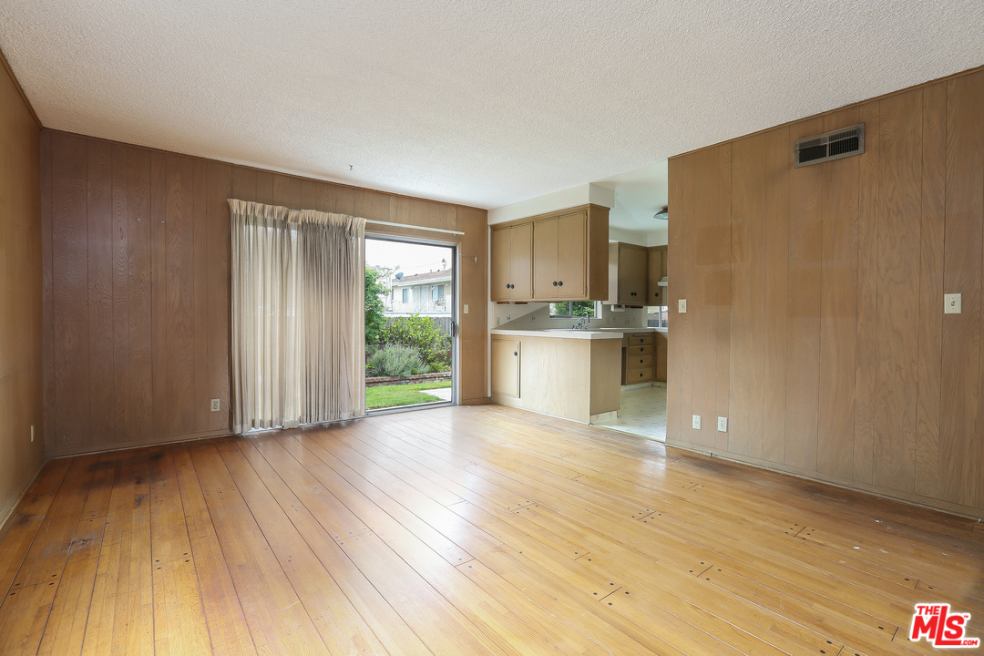7728 West 85th Street Playa del Rey, CA 90293 - Photo 8 of 25 Gallery Image 8