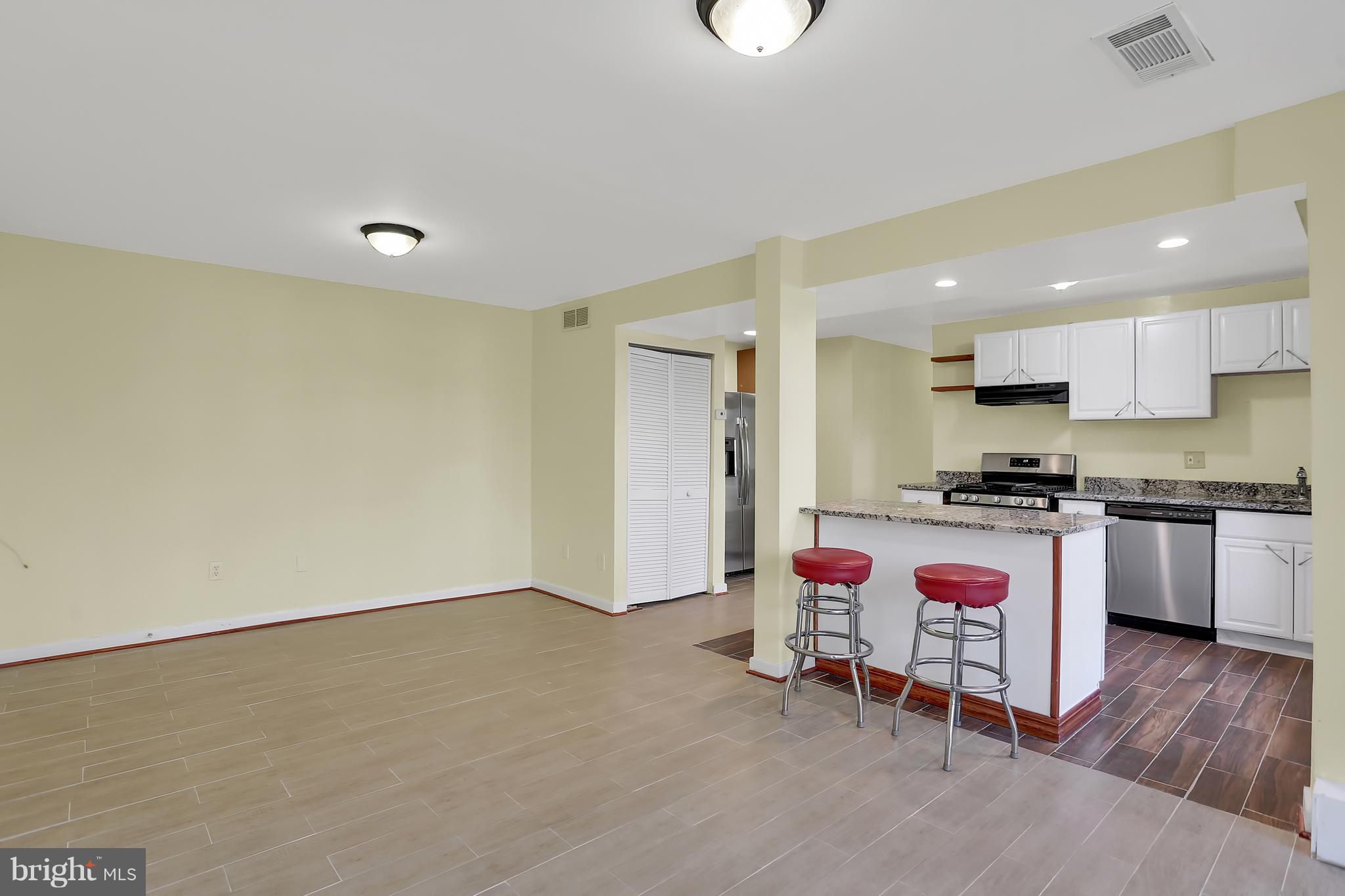 7981 Riggs Road, Unit 4 Hyattsville, MD 20783 - Photo 3 of 18
