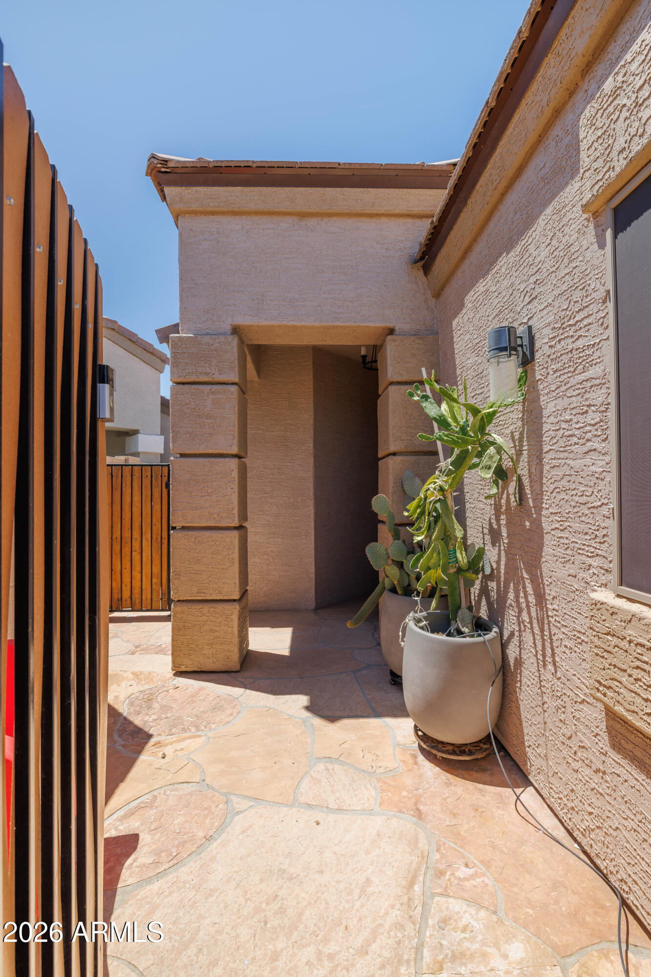 3247 East Fremont Road Phoenix, AZ 85042 - Photo 4 of 33