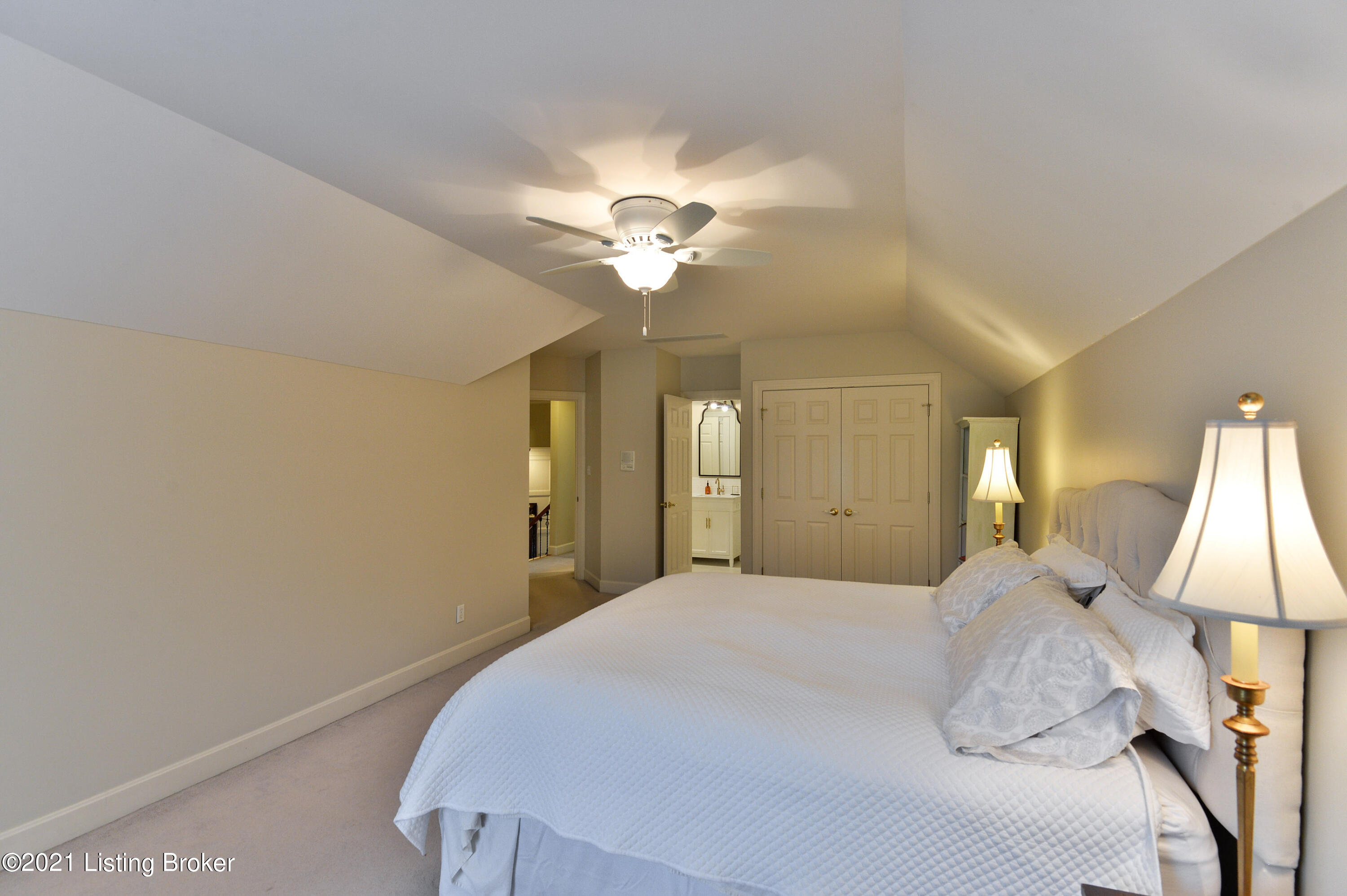 14015 Hickory Ridge Road Louisville, KY 40245 - Photo 20 of 48 034 - 20210602 3168