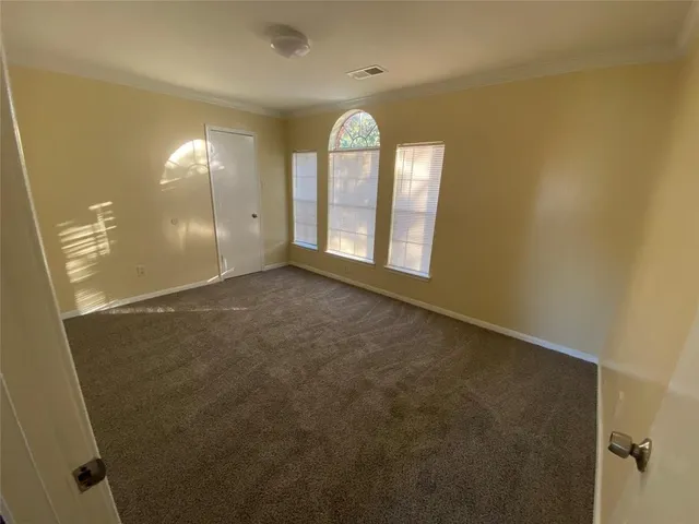 $2,100 | 5423 Gosforth Drive, Katy, TX 77449