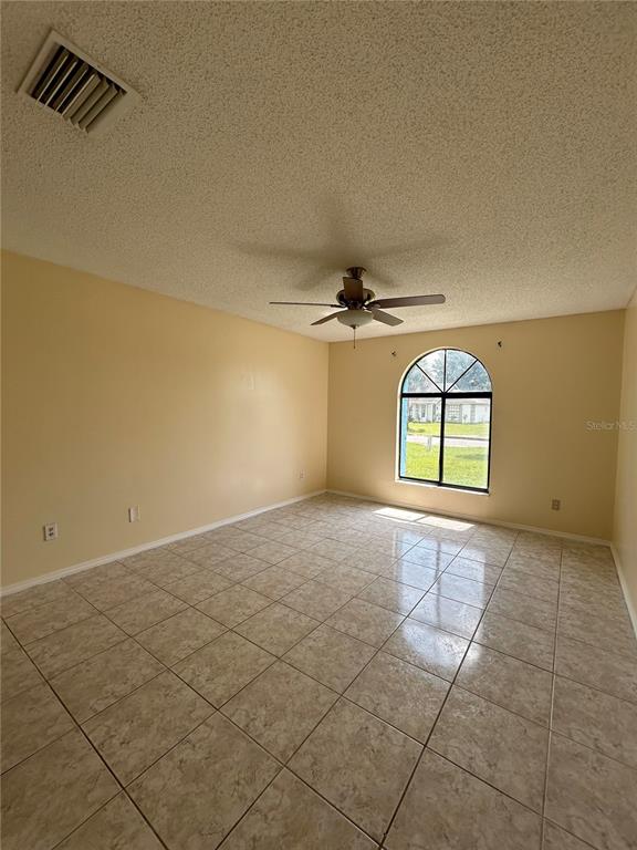 1090 Jason Ridge Court Kissimmee, FL 34747 - Photo 8 of 33 Gallery Image 8