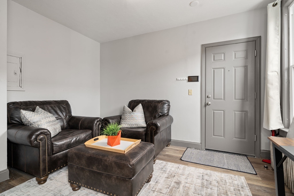 70 Russell Street, Unit 4 Worcester, MA 01609 - Photo 12 of 24 Gallery Image 12