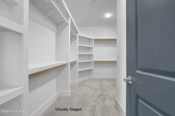 $699,900 | 858 Lake Willow Way, Holly Ridge, NC 28445