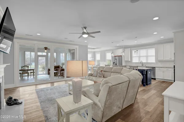 $699,900 | 858 Lake Willow Way, Holly Ridge, NC 28445