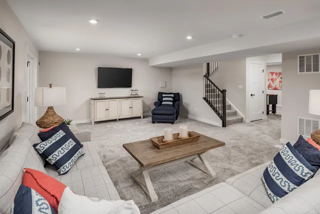 $679,990 | 718 Y Fairway Rdg Circle, Salem, VA 24153