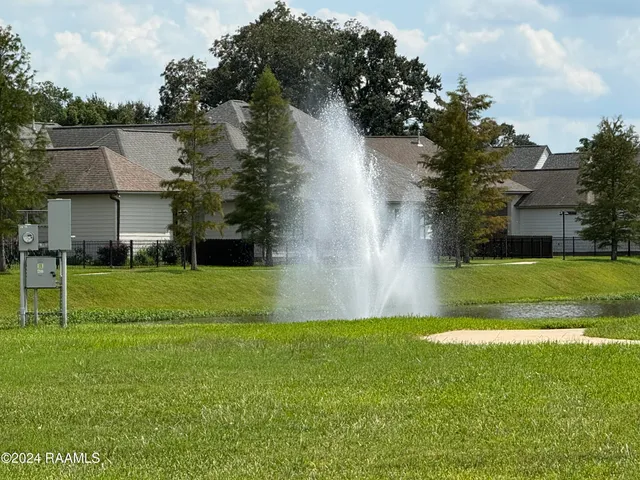 $2,250 | 216 Golden Cypress Drive, Youngsville, LA 70592