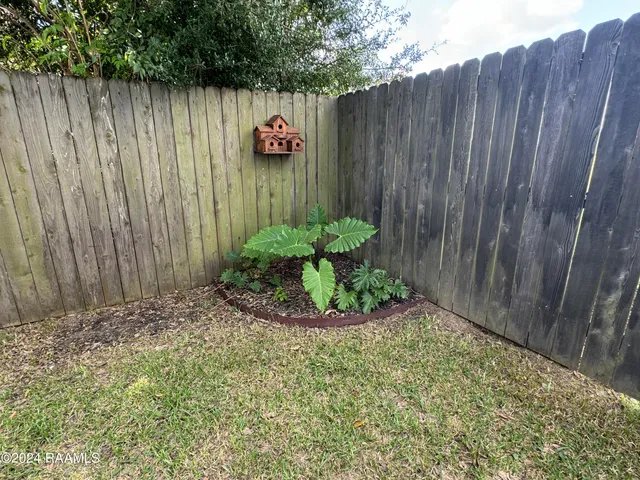 $2,250 | 216 Golden Cypress Drive, Youngsville, LA 70592