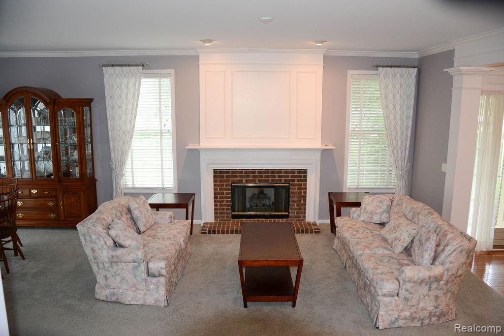 1958 Catlin Drive Rochester, MI 48306 - Photo 3 of 46