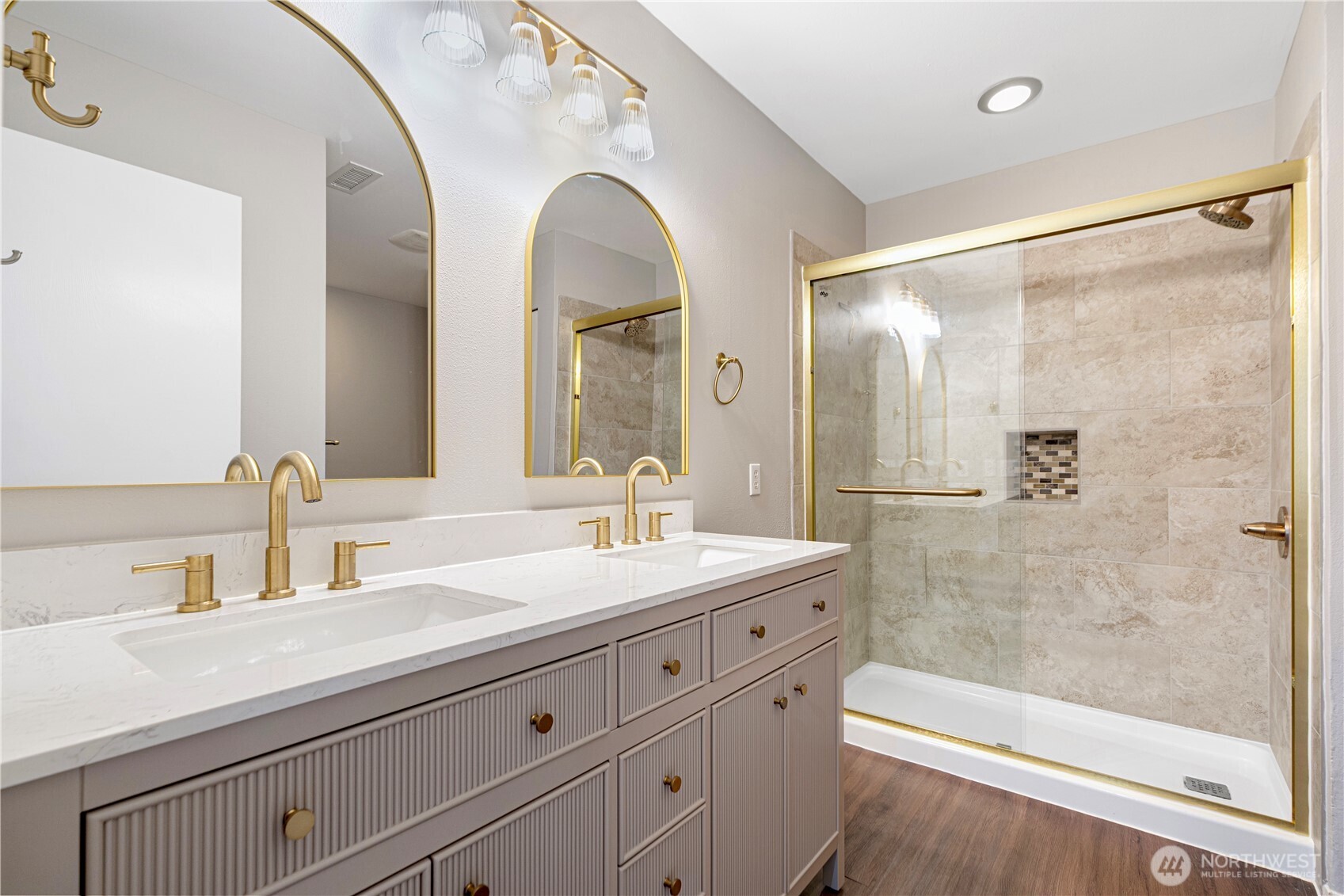 2742 Southeast 4th Street Renton, WA 98056 - Photo 12 of 22