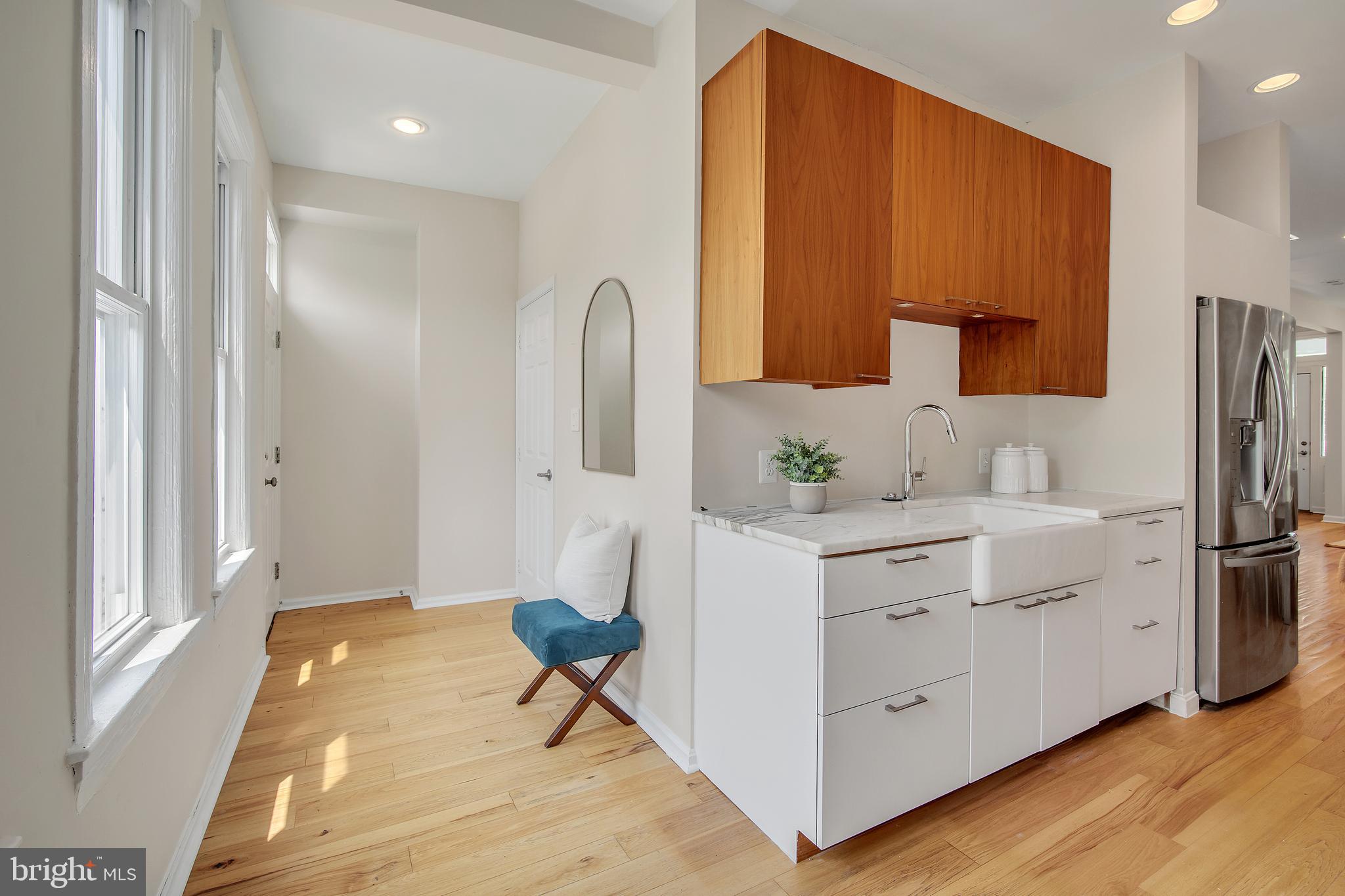 615 K Street Northeast Washington, DC 20002 - Photo 15 of 41 Kitchen Area with access to Powder Room