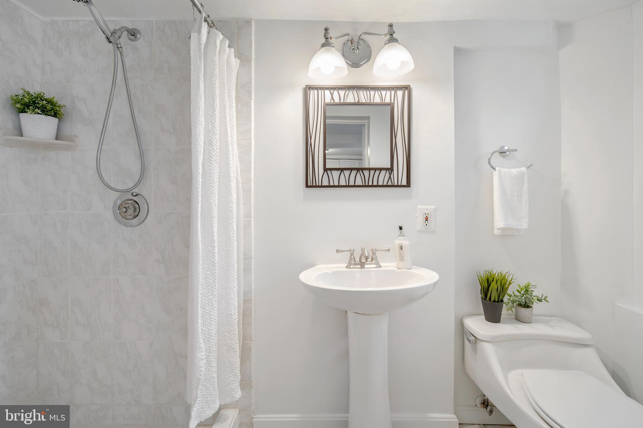 615 K Street Northeast Washington, DC 20002 - Photo 34 of 41 Lower Level Full Bath