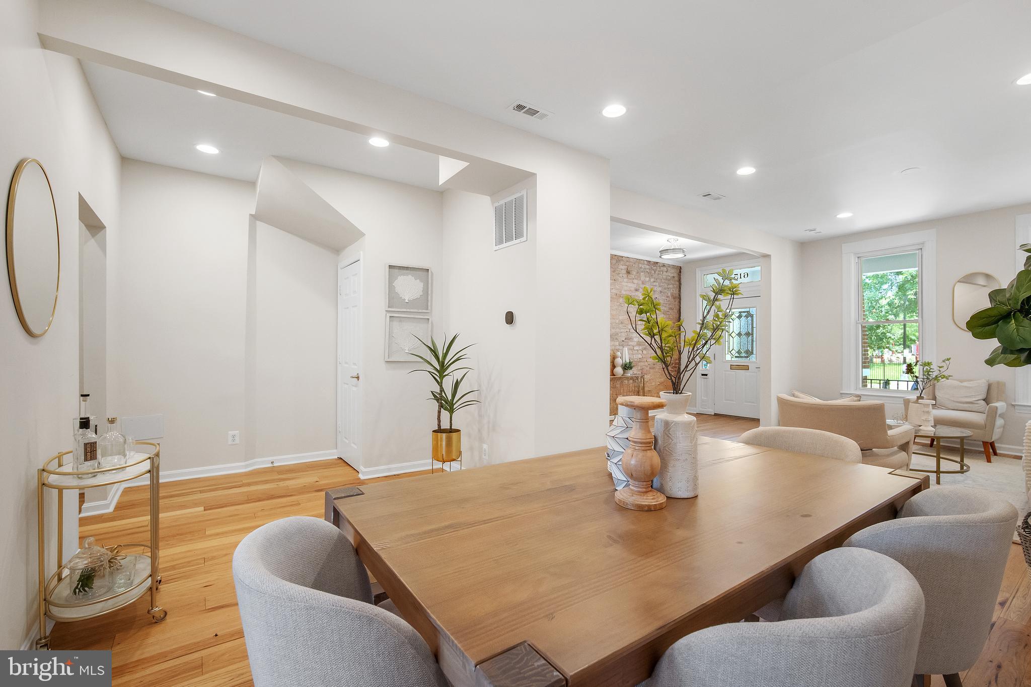615 K Street Northeast Washington, DC 20002 - Photo 8 of 41 Dining Room