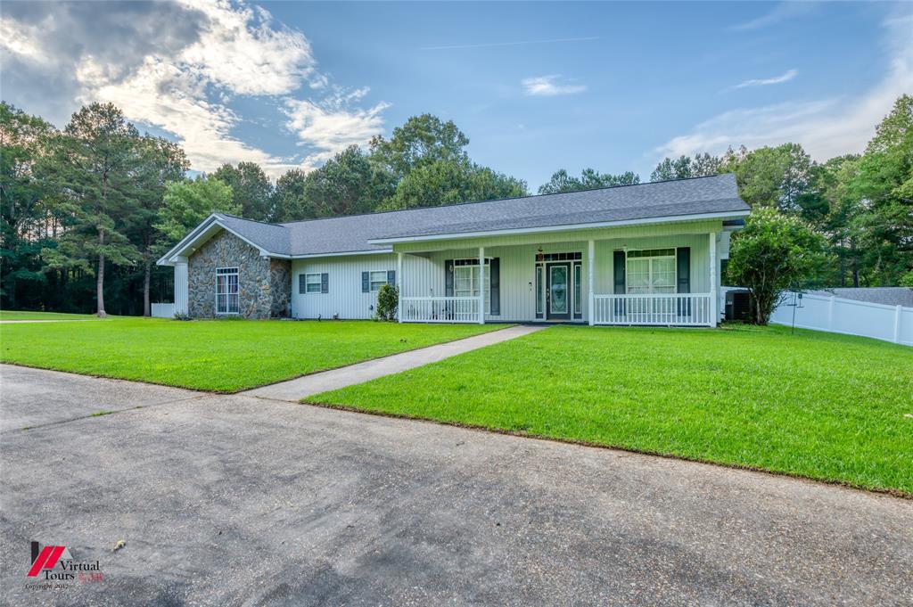 1580 Machen Drive Springhill, LA 71075 - Photo 2 of 40