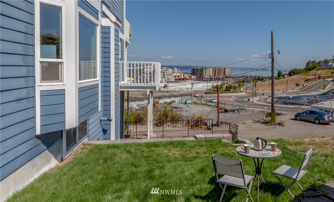 5332 North 52nd Street Ruston, WA 98407 - Photo 8 of 21 Gallery Image 8