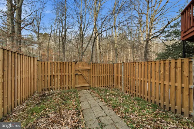 $2,300 | 3969 Pepperidge Court, Woodbridge, VA 22192