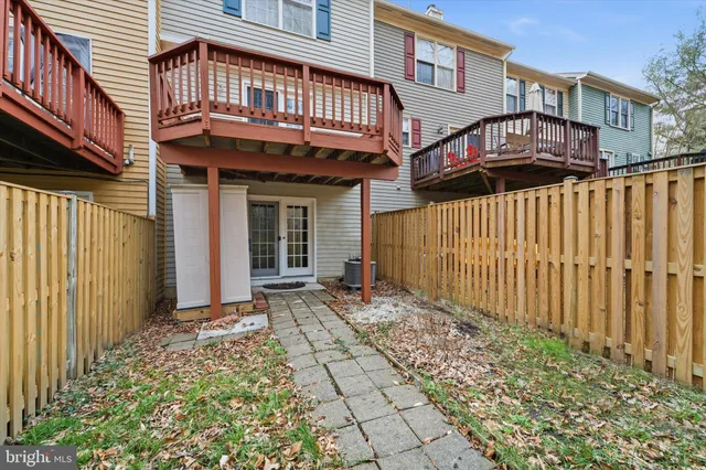 $2,300 | 3969 Pepperidge Court, Woodbridge, VA 22192
