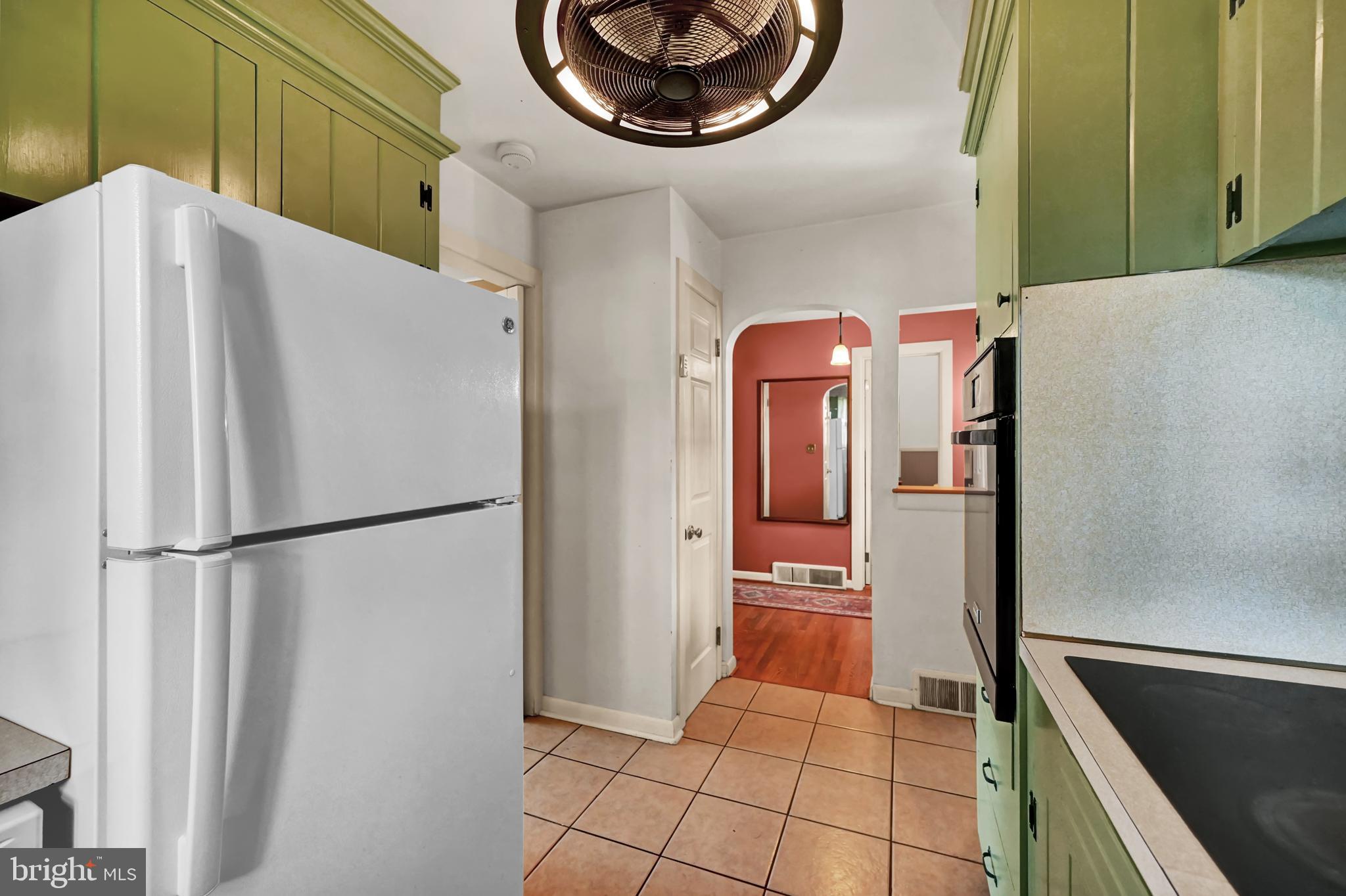 800 Broadway Hanover, PA 17331 - Photo 15 of 37