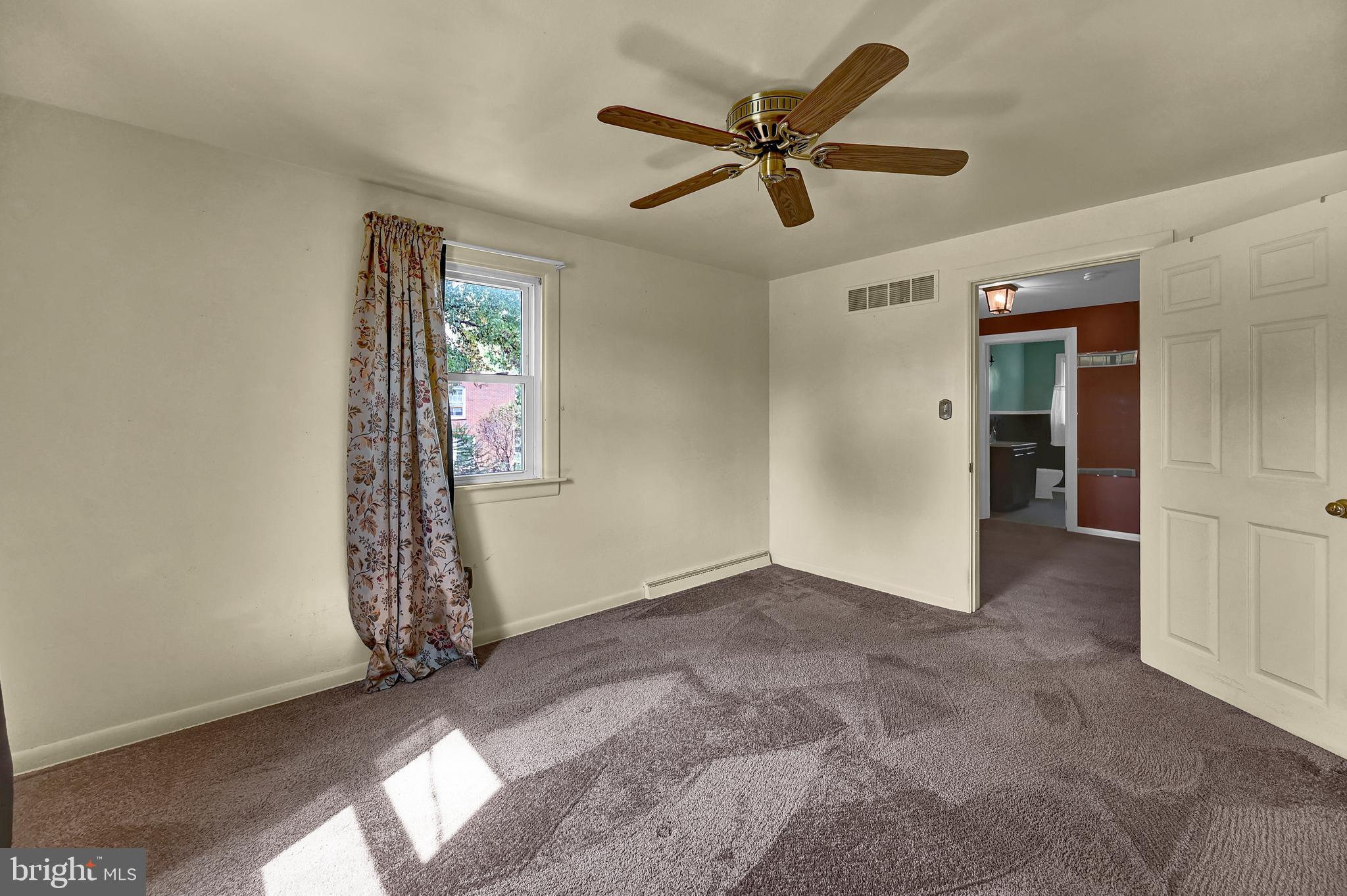 800 Broadway Hanover, PA 17331 - Photo 24 of 37