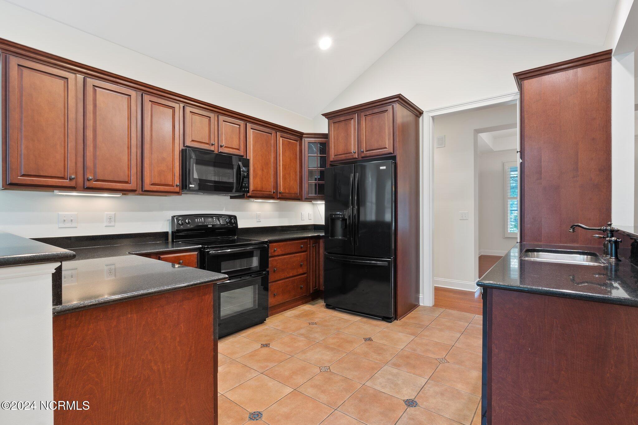 108 Hammerstone Circle Whispering Pines, NC 28327 - Photo 15 of 44 11