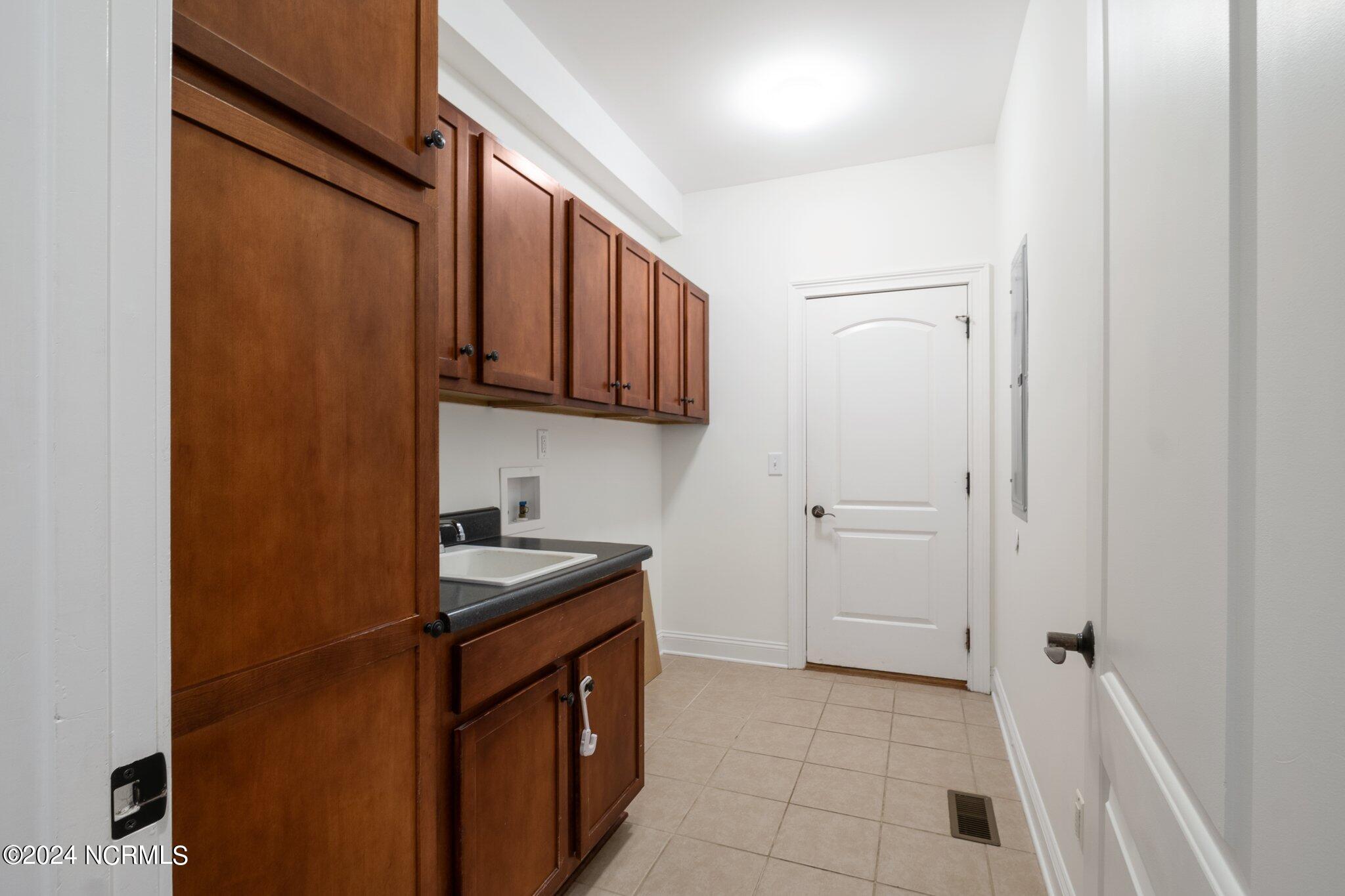 108 Hammerstone Circle Whispering Pines, NC 28327 - Photo 36 of 44 32