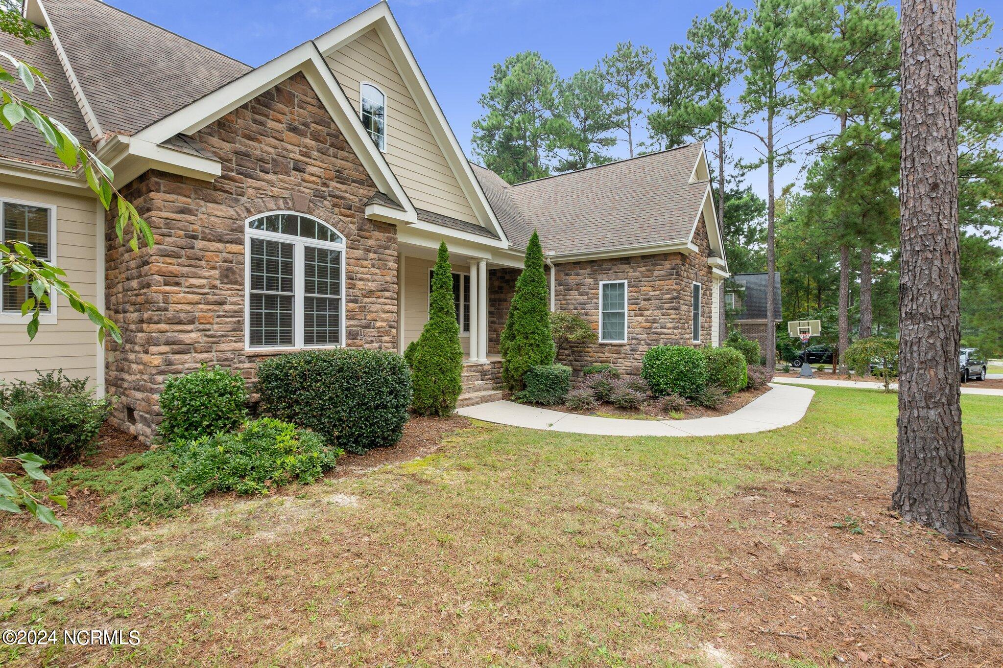 108 Hammerstone Circle Whispering Pines, NC 28327 - Photo 4 of 44 11-web-or-mls-DSC02071