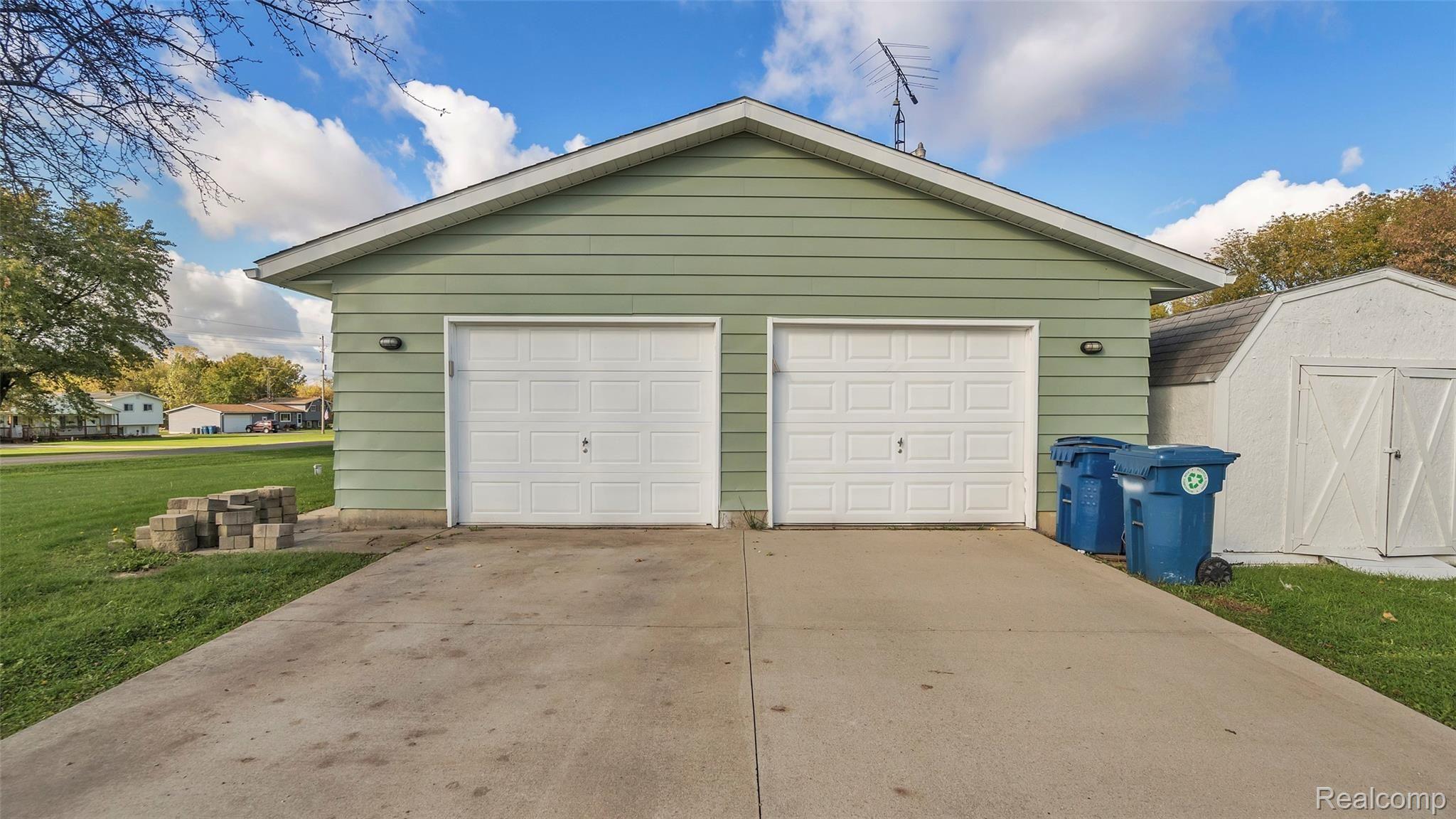 12012 Lennon Road Lennon, MI 48449 - Photo 33 of 34 12012-West-Lennon-Rd-windowstill-39.jpg