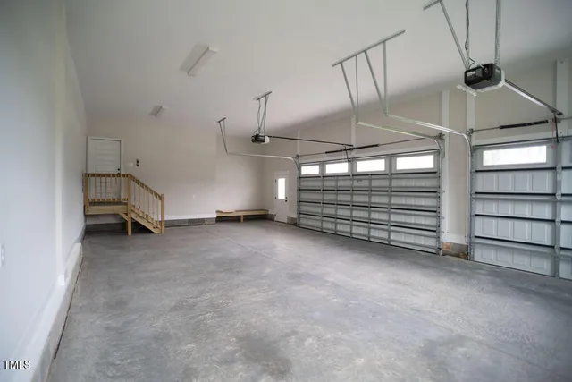 $749,900 | 27 Batten Hl Lane, Selma, NC 27576