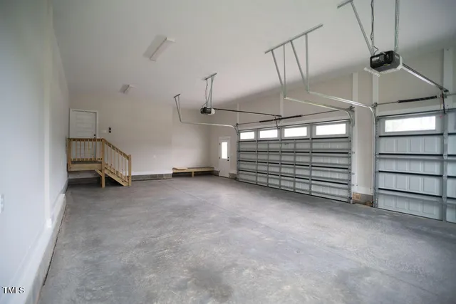 $749,900 | 27 Batten Hl Lane, Selma, NC 27576