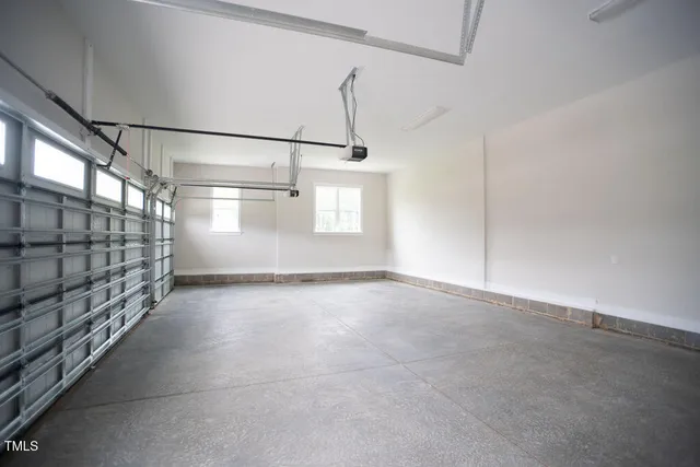 $749,900 | 27 Batten Hl Lane, Selma, NC 27576