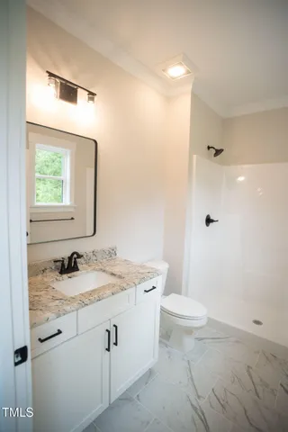 $749,900 | 27 Batten Hl Lane, Selma, NC 27576