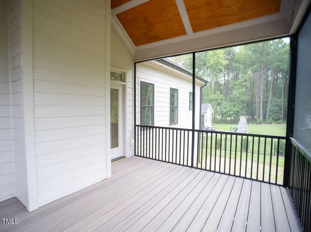 $749,900 | 27 Batten Hl Lane, Selma, NC 27576