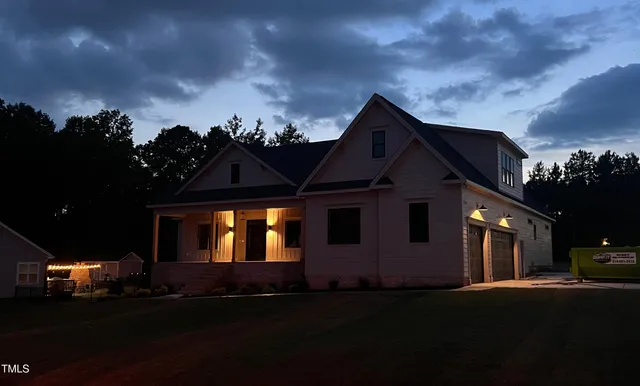 $749,900 | 27 Batten Hl Lane, Selma, NC 27576