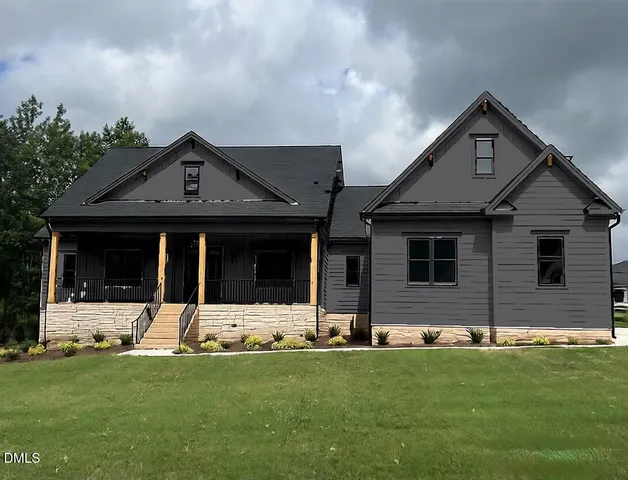 $749,900 | 27 Batten Hl Lane, Selma, NC 27576