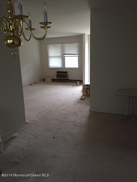 25 Hartford Road, Unit 73 Whiting, NJ 08759 - Photo 3 of 6 IMG_2674
