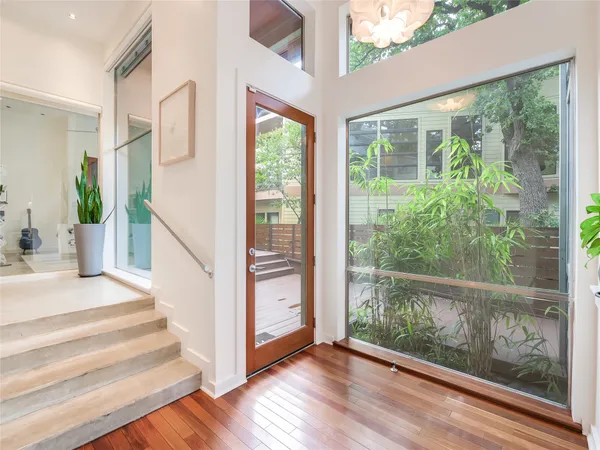 $8,000 | 1621 West 12th Street, Unit A, Austin, TX 78703