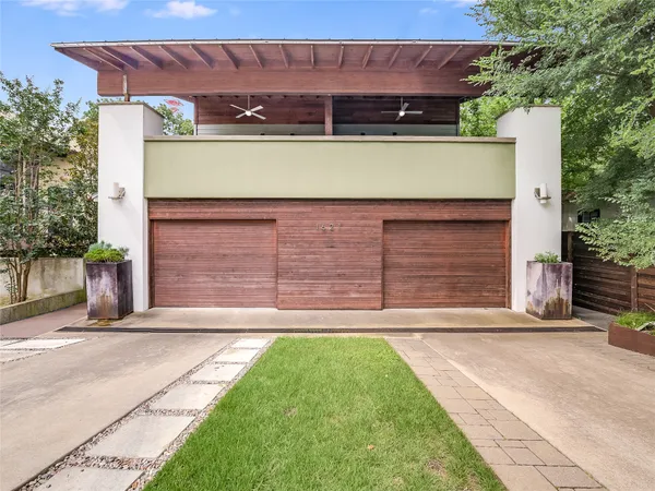 $8,000 | 1621 West 12th Street, Unit A, Austin, TX 78703