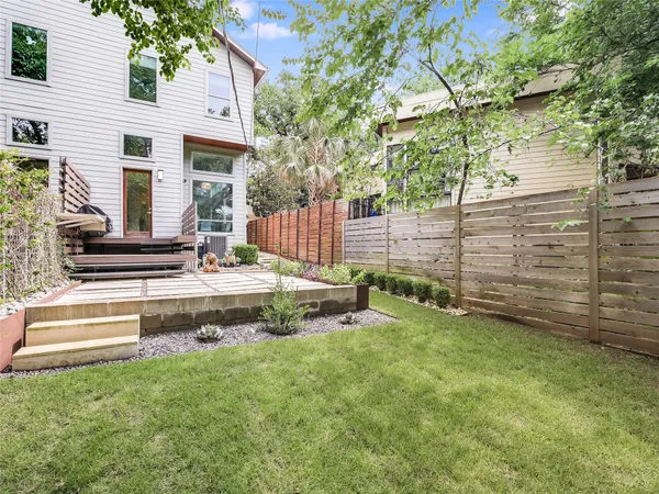 $8,000 | 1621 West 12th Street, Unit A, Austin, TX 78703