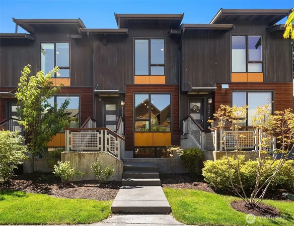 $4,495 | 6546 32nd Avenue Northeast, Unit B, Seattle, WA 98115