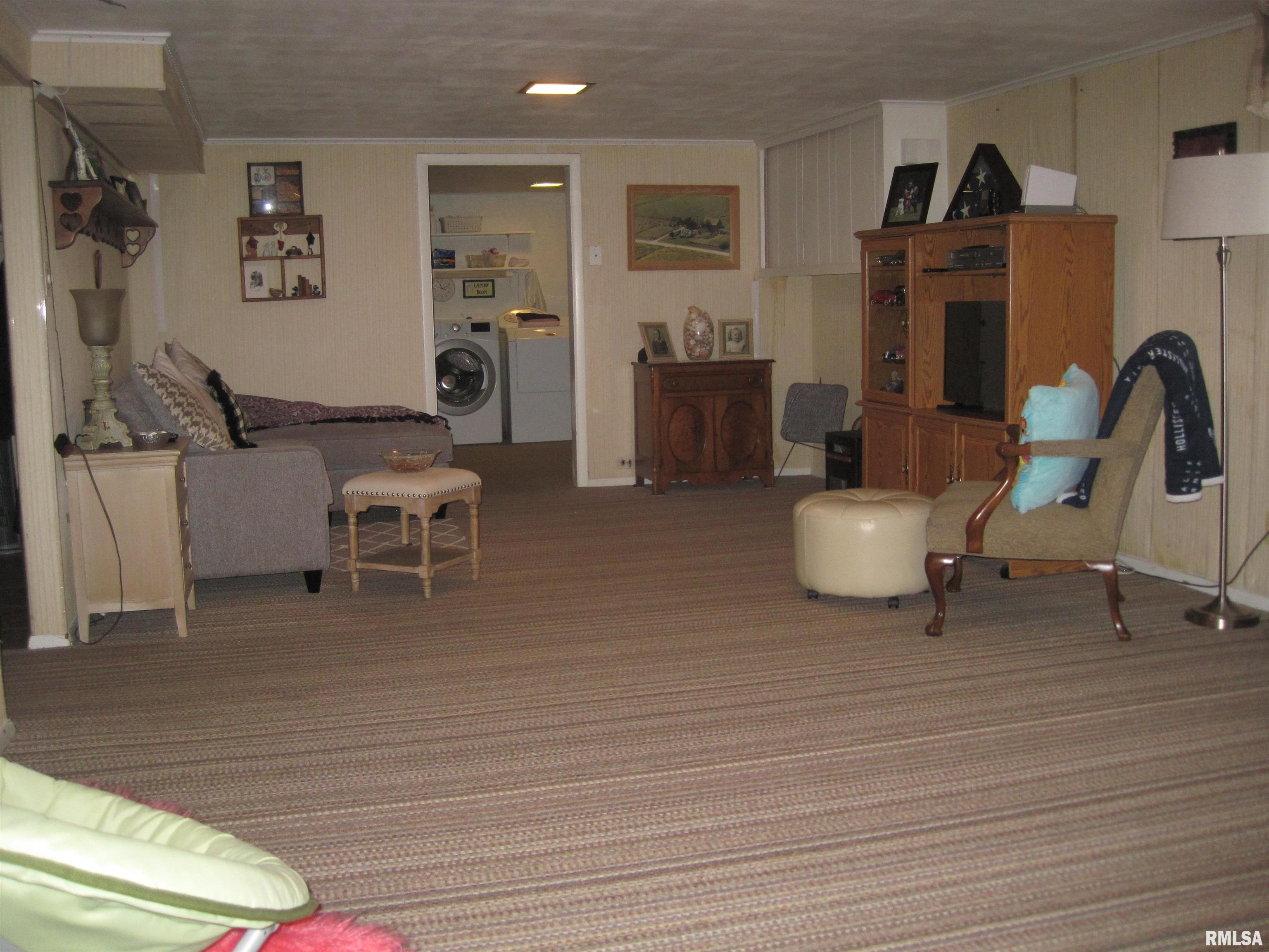 5727 North Hamilton Road Peoria, IL 61614 - Photo 13 of 23 Gallery Image 13