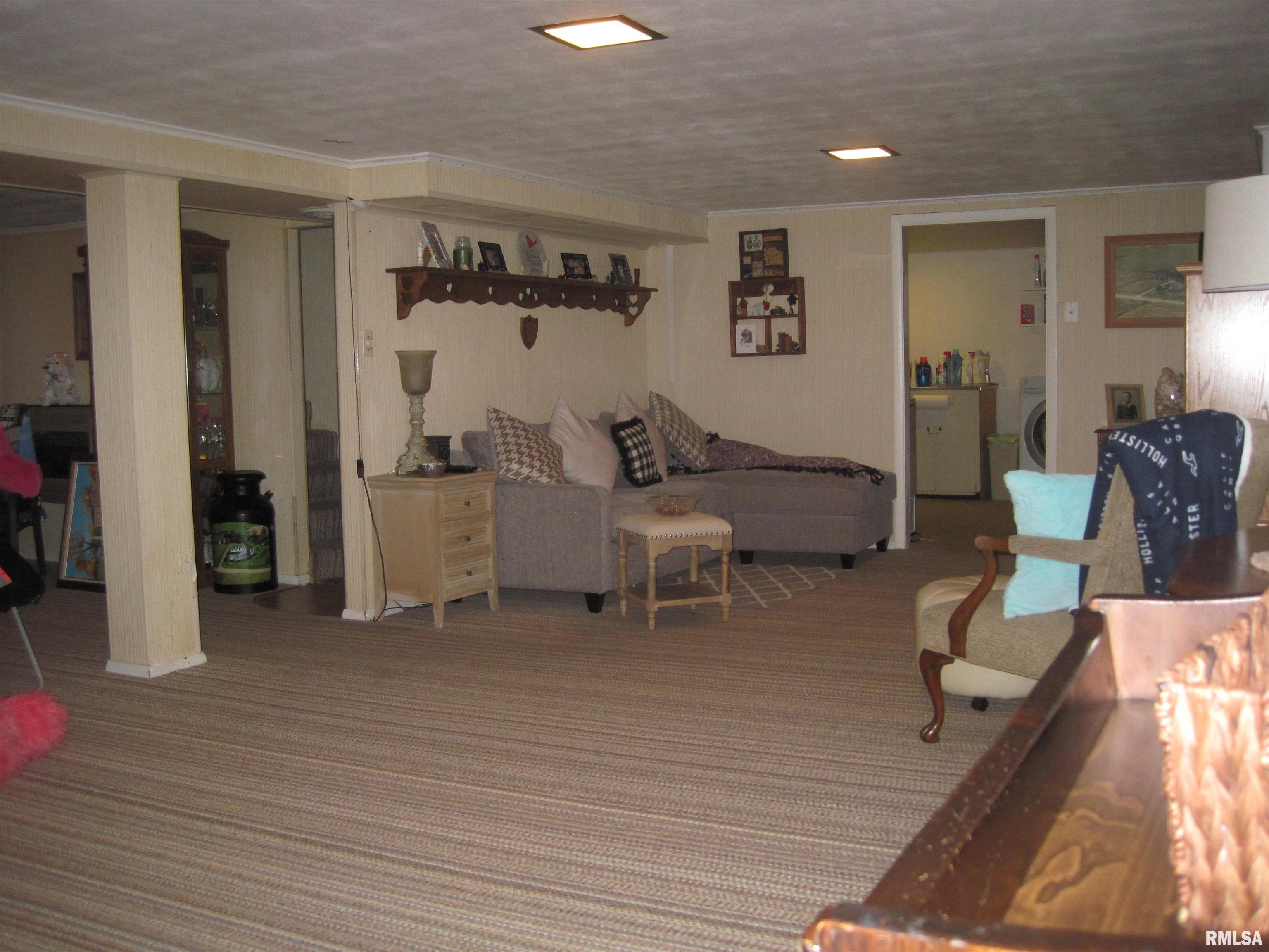 5727 North Hamilton Road Peoria, IL 61614 - Photo 14 of 23 Gallery Image 14