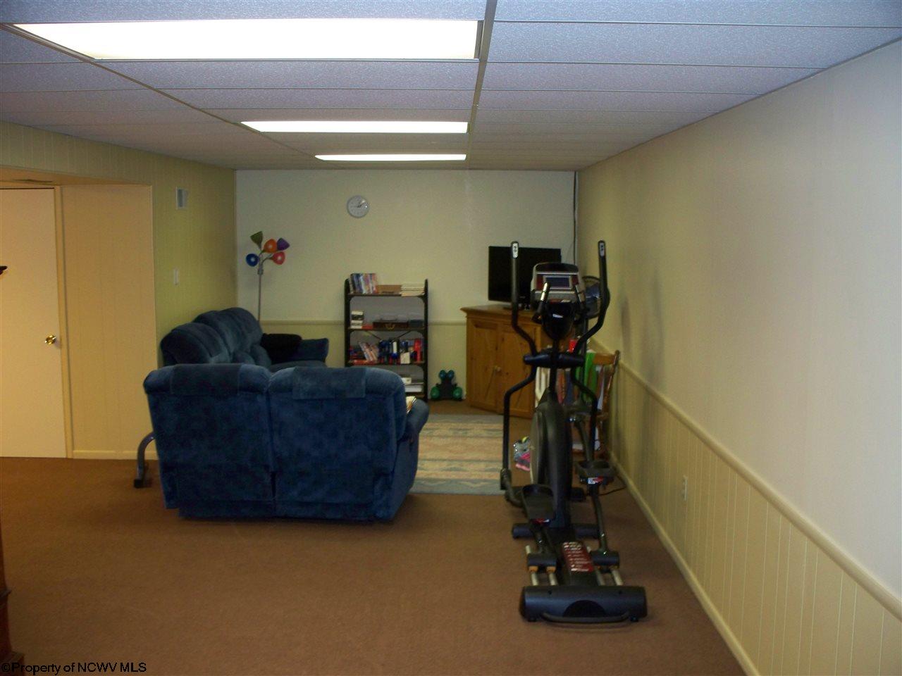 255 Ridgeway Drive Bridgeport, WV 26330 - Photo 15 of 20 Gallery Image 15