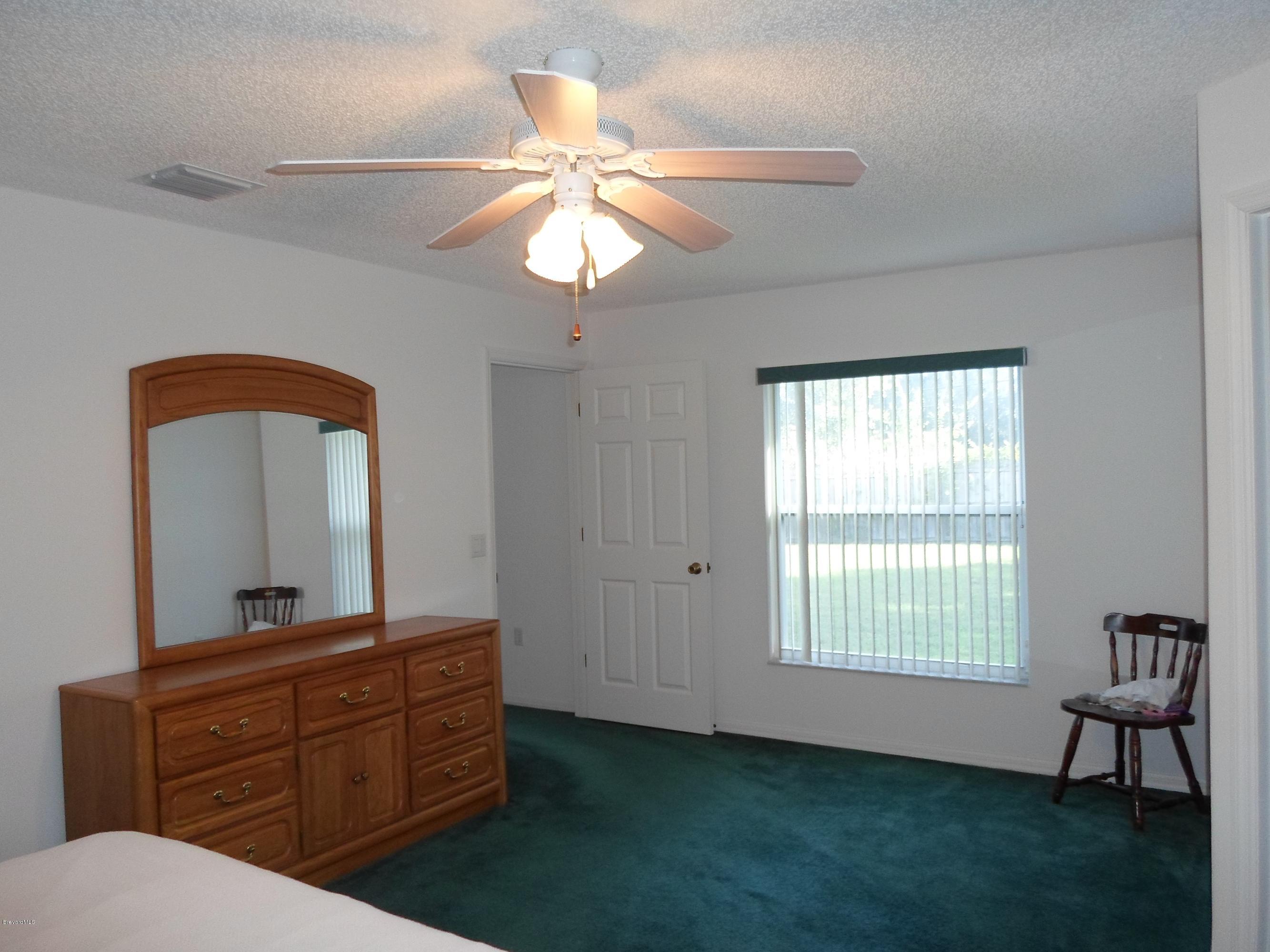 461 Lisa Road Northeast Palm Bay, FL 32907 - Photo 10 of 12 461 Lisa 026