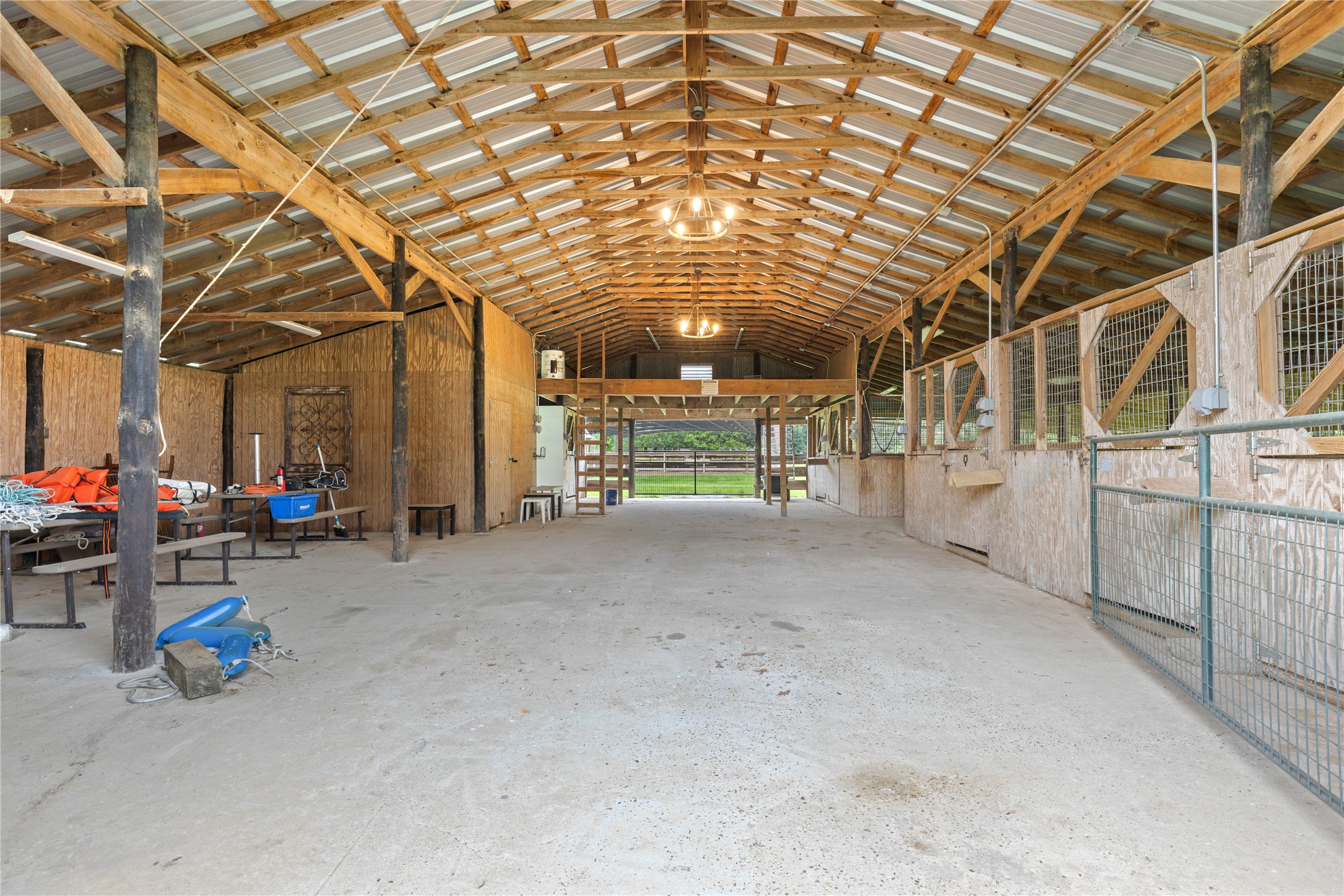 12043 Anderson Road Willis, TX 77318 - Photo 2 of 23