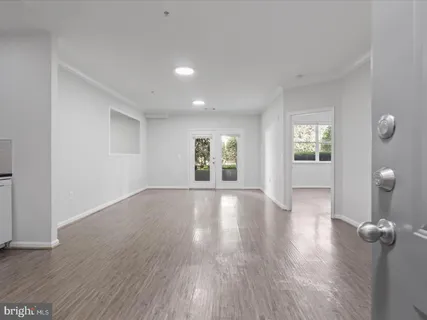 $319,995 | 9480 Virginia Center Boulevard, Unit 134, Vienna, VA 22181